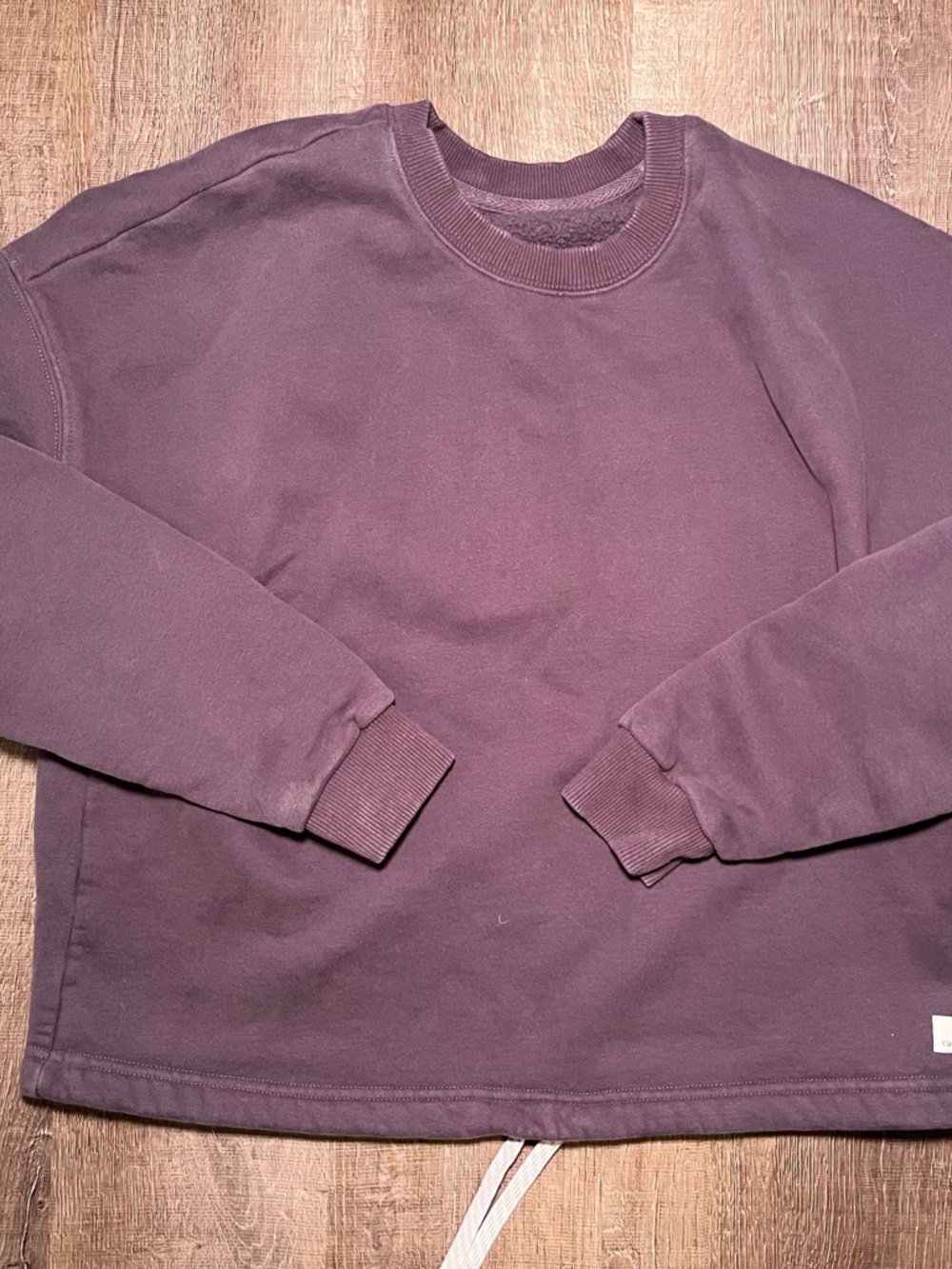 Vuori Women’s Sweatshirt Medium Crew Neck Gray Drawstring Waist